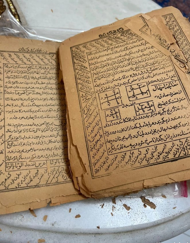 چالش‌های خواندن متون ادبی قدیمی و راهکارهای غلبه بر آن